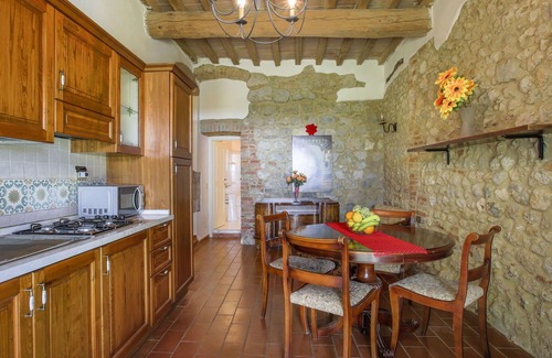 Monteriggioni Villa | Stunning private villa with private pool, WIFI, TV, patio, pets allowed and panoramic view
