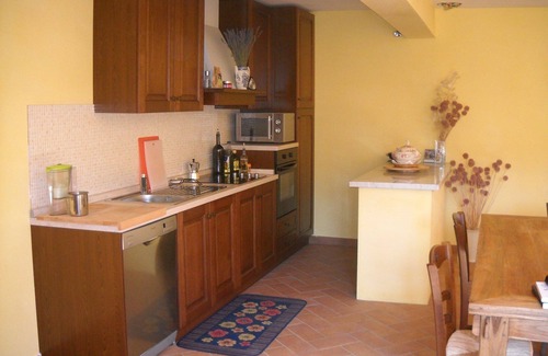 Villa A Sesta Villa | Stunning private villa with WIFI, A/C, pool, TV, patio and panoramic view, close to Siena