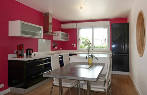 Cast House | Stunning private villa for 6 people with WIFI, private pool, TV, terrace and panoramic view