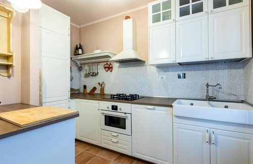 Riparbella House | Stunning private villa for 8 guests with private pool, A/C, WIFI, TV, patio and pets allowed