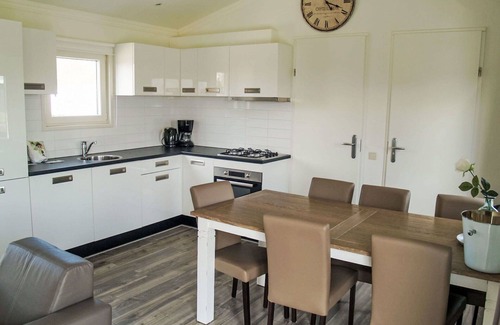 Willemsdorp House | Stunning private villa for 6 guests with pool, WIFI, TV and terrace