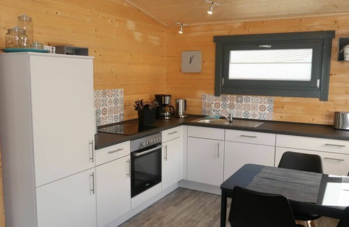 Alpenrod House | Stunning private villa for 4 people with TV and terrace