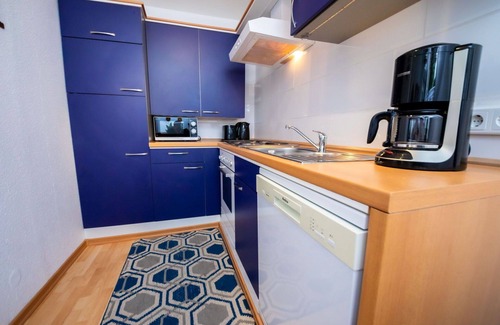 Marsberg House | Stunning private villa for 4 people with WIFI, TV, terrace and pets allowed