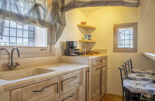 Aglientu Villa | Stunning private villa for 6 guests with A/C, WIFI, TV and pets allowed