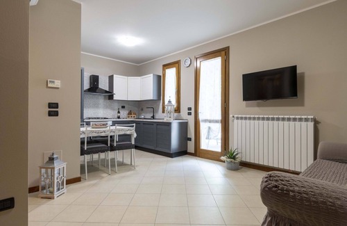 San Rocco House | Stunning private villa for 4 guests with WIFI, TV and patio