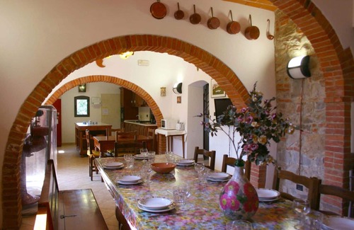Santa Maria Villa | Stunning private villa for 10 people with WIFI, private pool, TV and balcony, close to Montepulc.