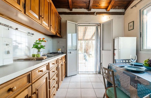 Muravera House | Stunning private villa for 4 guests with A/C, WIFI, TV, patio, pets allowed and panoramic view