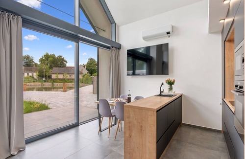 Dolni Laz House | Stunning private villa for 6 guests with A/C, hot tub, WIFI, TV, terrace, pets allowed and parking