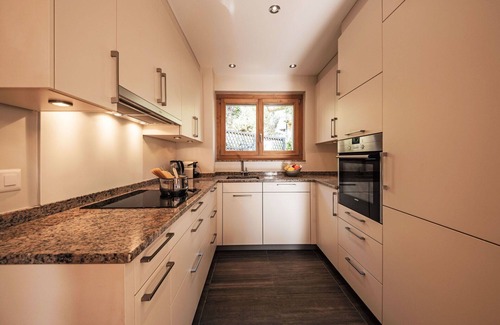 Villars-sur-Ollon House | Stunning private villa for 9 people with WIFI, TV and patio