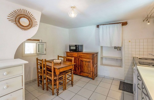 Nyons House | Stunning private villa for 2 people with A/C, WIFI, pool, TV, terrace and parking