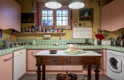 Moncalieri House | Stunning private villa for 12 guests with WIFI, private pool, A/C, TV and patio