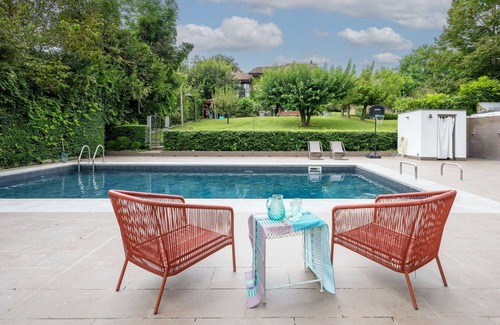 Moncalieri House | Stunning private villa for 12 guests with WIFI, private pool, A/C, TV and patio