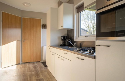 Linden House | Stunning private villa for 6 people with WIFI, TV and terrace