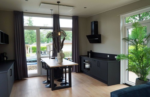 Susteren House | Stunning private villa for 4 guests with WIFI, pool, TV, terrace and parking
