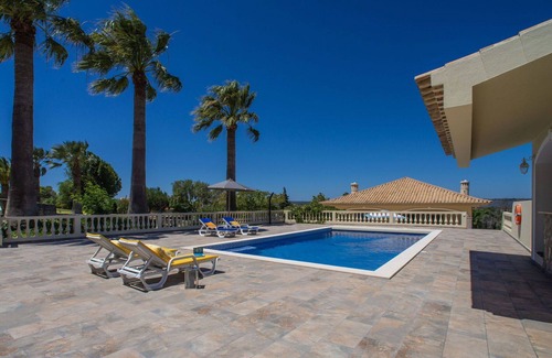 Sargacal House | Stunning private villa for 4 guests with pool, A/C, WIFI, TV and terrace