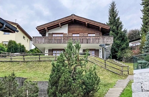 Laax House | Stunning private villa for 8 guests with WIFI, TV, patio, panoramic view and parking