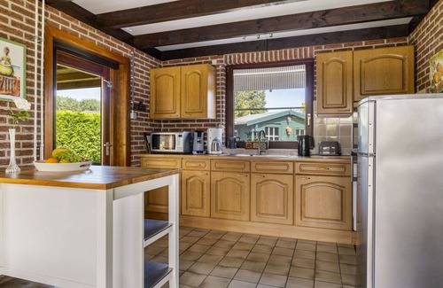 Wolphaartsdijk House | Stunning private villa for 4 guests with WIFI, TV, terrace and pets allowed