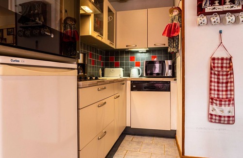 Commes House | Stunning private villa for 4 people with WIFI, TV and terrace