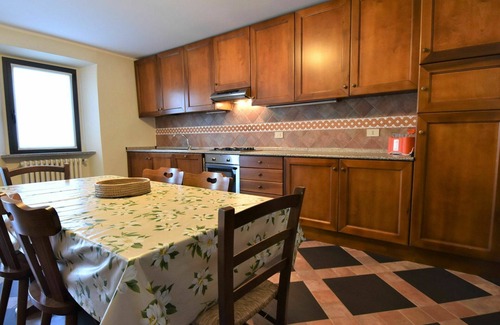 Castana Villa | Stunning private villa for 8 people with WIFI, pool, TV, terrace and panoramic view