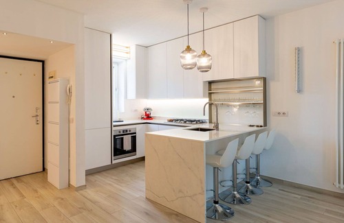 Colico Piano House | Stunning private villa for 6 people with TV and balcony