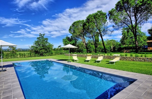 Le Piazze Villa | Stunning private villa with A/C, WIFI, private pool, TV and panoramic view, close to Arezzo