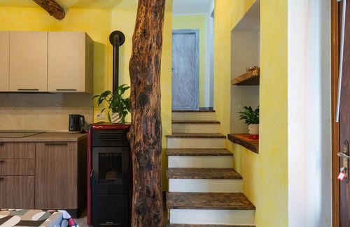 Sorico House | Stunning private villa for 4 guests with WIFI, hot tub, TV, patio and pets allowed