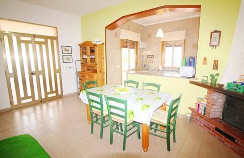 Syracuse Villa | Stunning private villa for 6 people with WIFI, A/C, private pool, TV, terrace and pets allowed