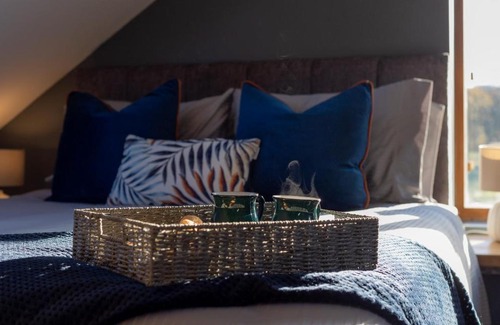 Llanasa Apartment | Stunning rural stay with idyllic views & great location