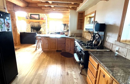 Geneva Cabin | Stunning Rustic Mountain Retreat located in a private community in Star Valley
