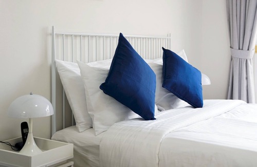 Bab Al Bahr Apartment | Stunning Sea View Apt. with Balcony - RAK