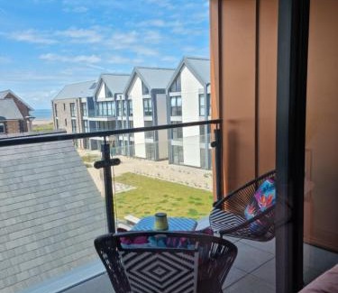 Porthcawl Apartment | Stunning Sea View Two Bed Two Bathroom Apartment