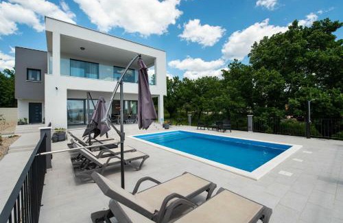 Maslenica Villa | Stunning seaview Villa Katharina