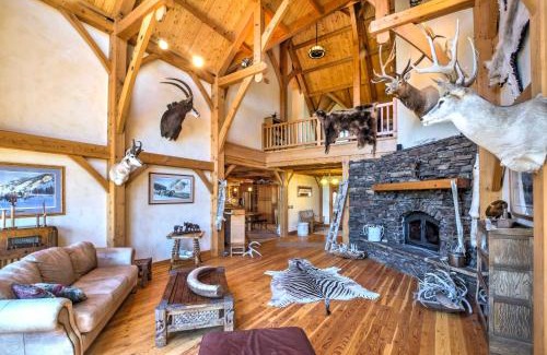 Edgar House | Stunning Silesia Home Furnished Deck and River View