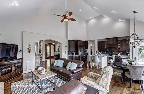 Mooresville House | Stunning, spacious Lake Norman retreat