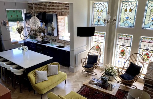 Pollokshields House | Stunning Victorian Home Near Dumbreck Station