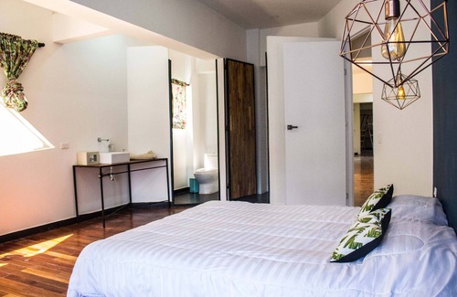 Envigado Hotel | Stunning view in Medellin hills, Icon House - Standard 1