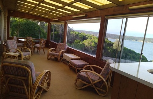 Eden House | Stunning Views, central location, spacious. Perfect for a short or long stay