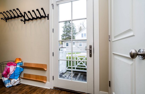 Saugatuck Condo | Stunning Views from Rooftop Balcony, Lakefront, Pool Access, Walk to downtown