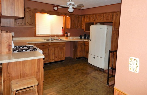 Conneaut House | Stunning views in a great location for hunting fishing or just vacation!