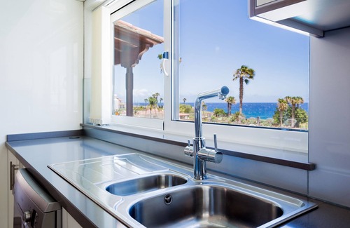 Complejo turistico Amarilla Golf Villa | Stunning Views Of The Ocean With 3 Bedrooms & 2 Bathroom