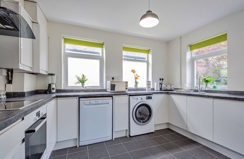 Gwynedd- Snowdonia House | Stunning villa for 5 guests with WIFI