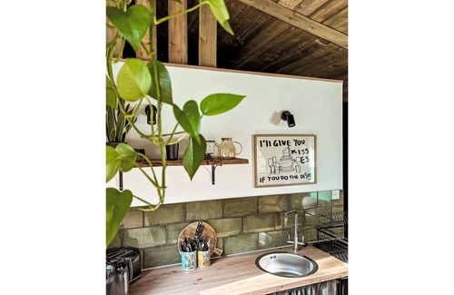 Bunloit House | Stunning villa for 3 guests with WIFI, patio and panoramic view