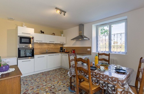 Plouescat House | Stunning villa for 4 people with WIFI, TV, pets allowed and parking