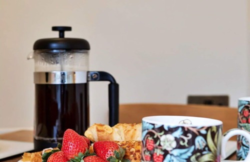 Ingleton House | Stunning villa for 4 guests with WIFI, TV, terrace and pets allowed