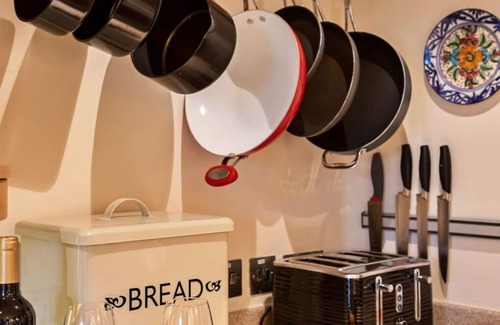 Ingleton House | Stunning villa for 4 guests with WIFI, TV, terrace and pets allowed