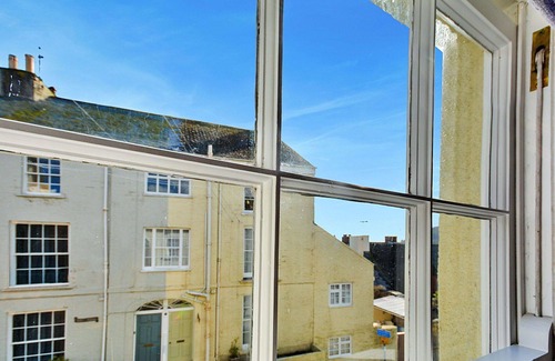 Kingsand House | Stunning villa for 4 people with WIFI and terrace