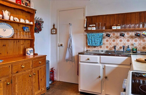 Sennen Cove House | Stunning villa for 4 people with WIFI and parking