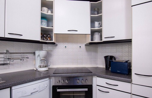 Norddeich House | Stunning villa for 6 guests with WIFI, TV, terrace and parking