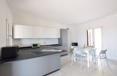 Baia Sant'Anna Villa | Stunning villa for 7 people with A/C, WIFI, TV and patio