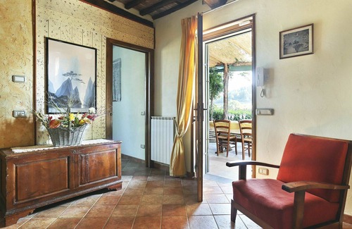 Villabuona Villa | Stunning villa for 8 guests with WIFI, private pool, TV, veranda and panoramic view, close to L.
